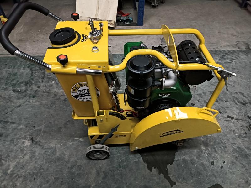 Electric Concrete Cutter - Automatyczna piła szynowa z ostrzem 800